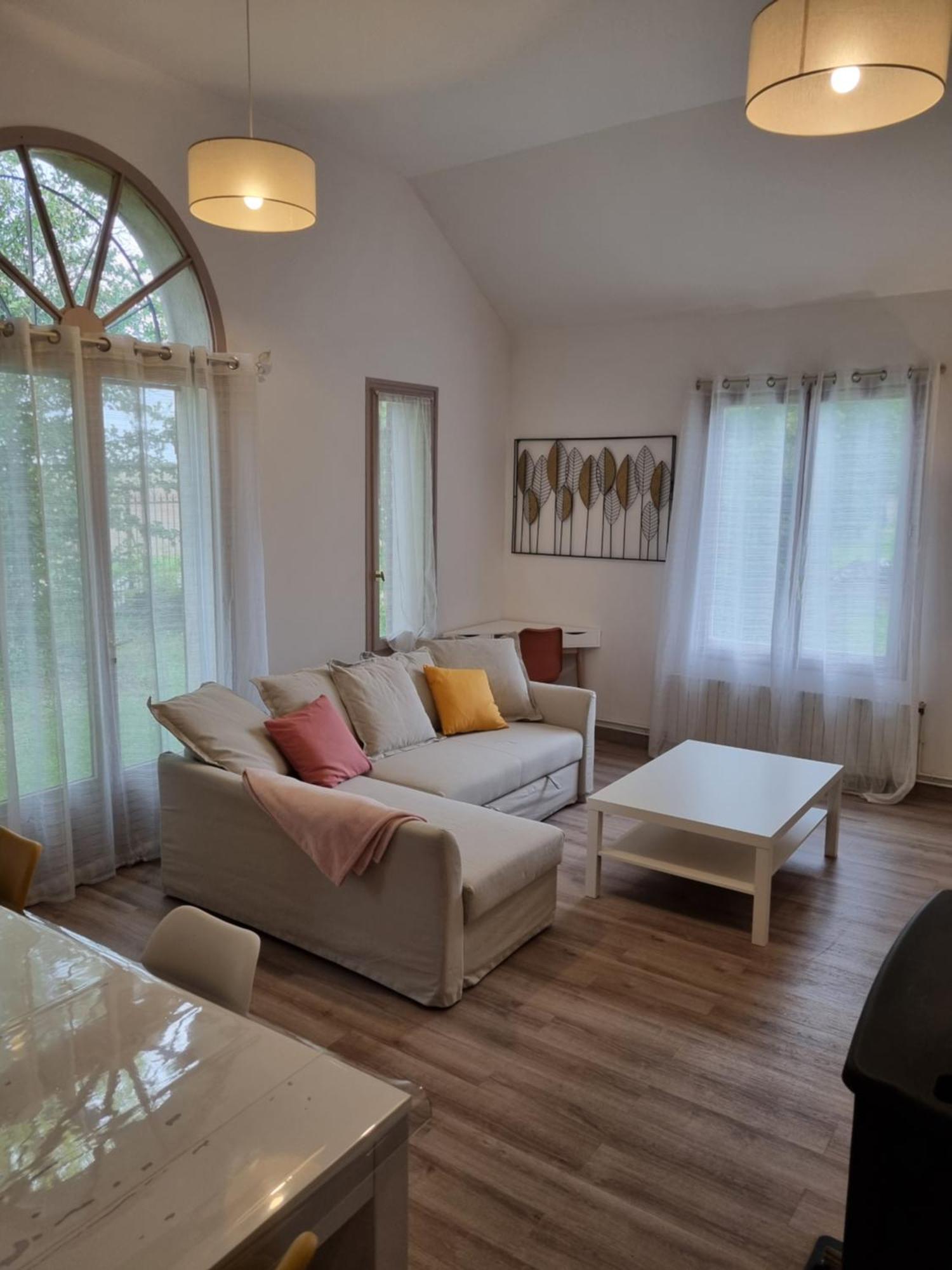 Gite Du Grand Frene Orrouy Extérieur photo